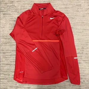 Men’s Nike Dri-Fit half zip size S